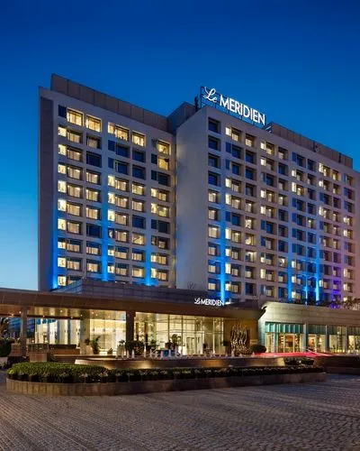 Le Méridien Hotel Escorts